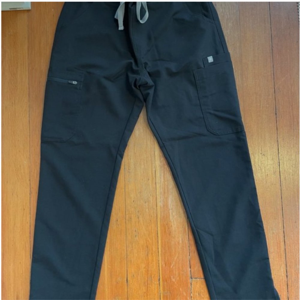 FIGS Yola Skinny Scrub Pants